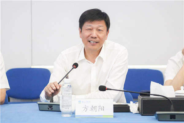 方董-2.jpg